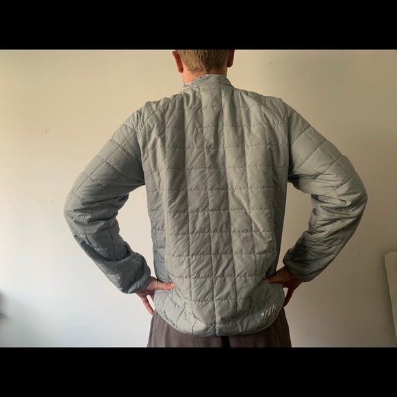 Hurley Lightweight Windbreaker in Large - Picture 3 of 6